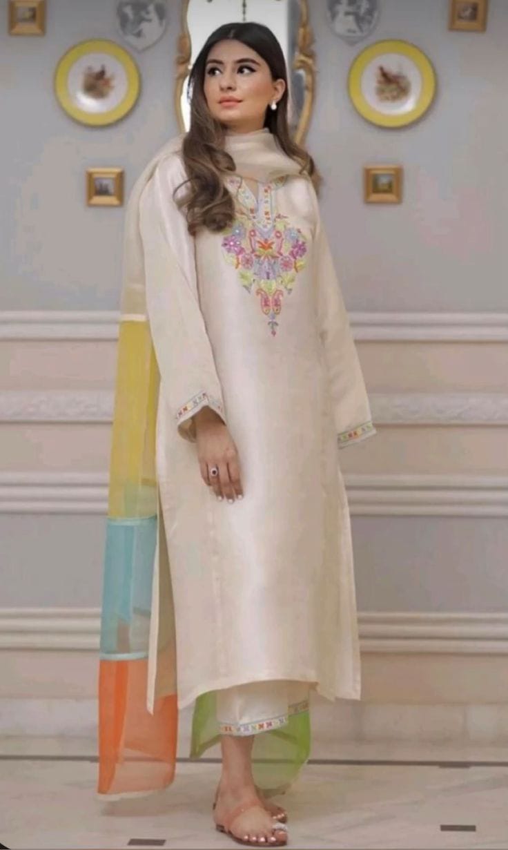 Cream Embroidery Aura