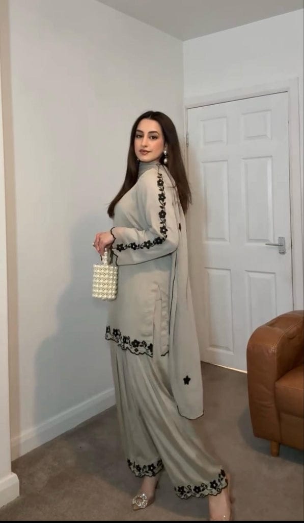 Grey Aura