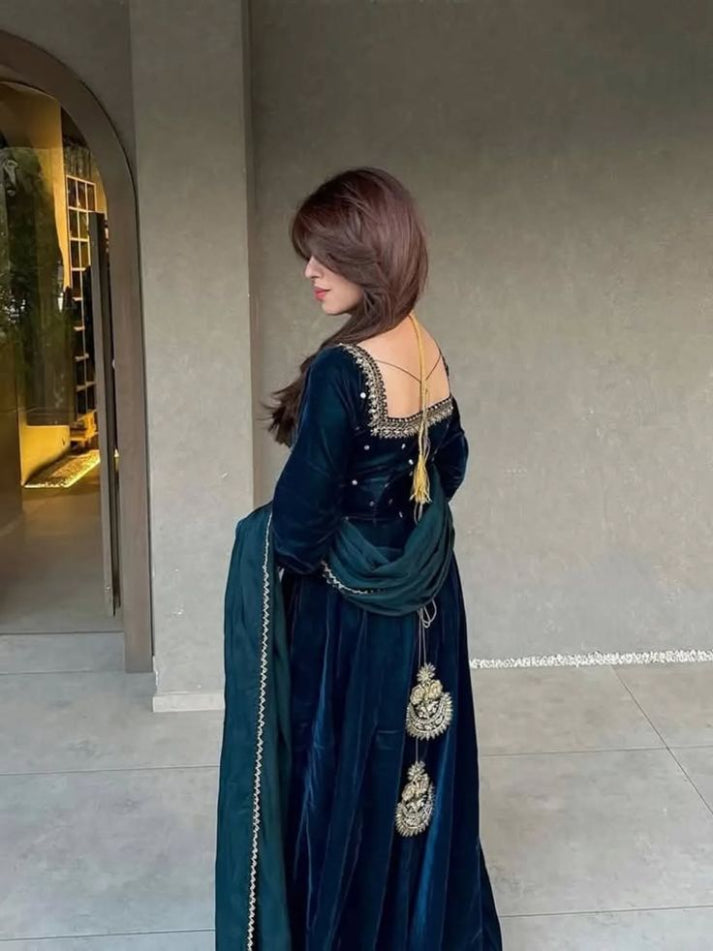 ZEENAT